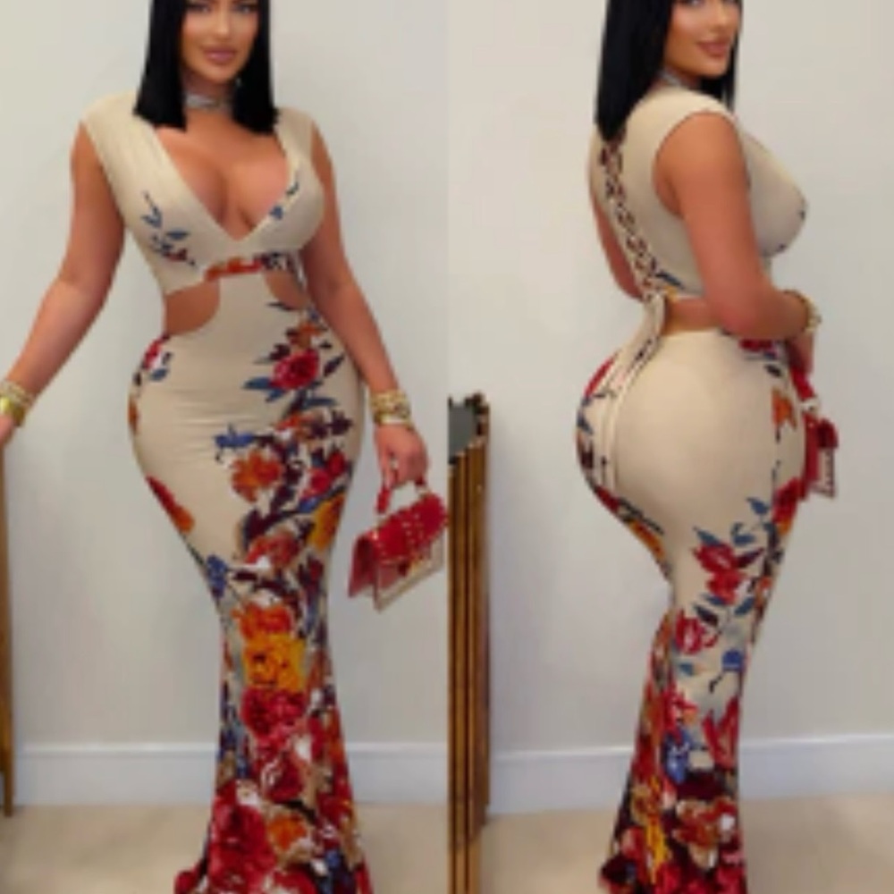 Floral Plunge Maxi Dress - Picture 2 of 2